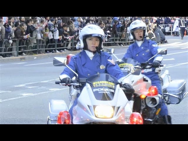 19箱根駅伝 ネット騒然の美人白バイ隊員と謎のセロテープ Tokyo Police Motorcycle Unit Youtube