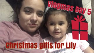 Vlogmas Day 5- What I got my Daughter for Christmas