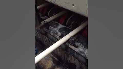 Leadjet V150 CIJ inkjet printer on pipe with moving device