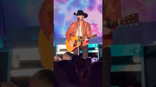 Stars Like Confetti Dustin Lynch - CMA street party in Nashville live on Broadway
