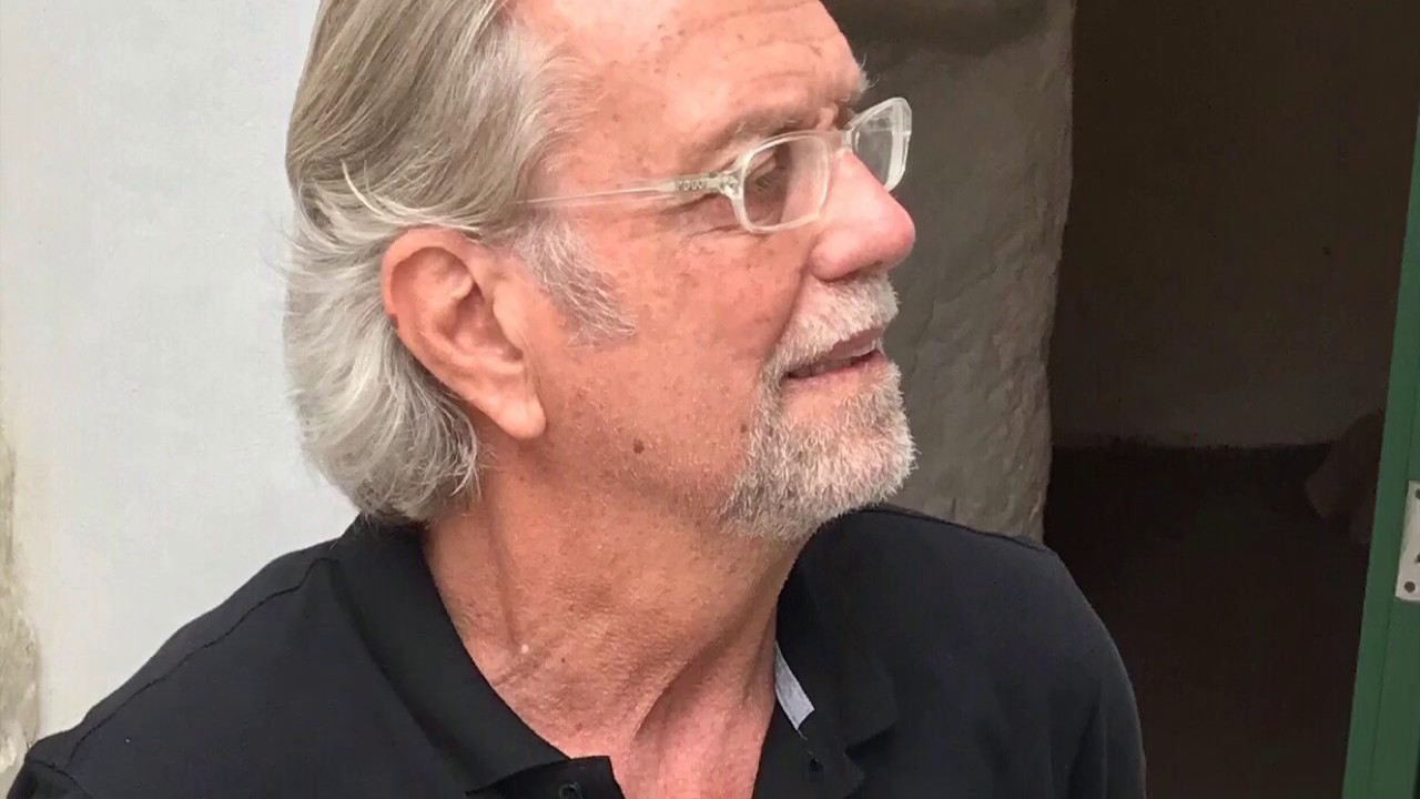 Tu i jo. Lletra Antonio Coronzu, música Paolo Dessì. Canta Paolo Dessì