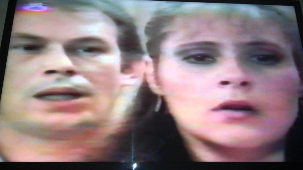 Cena novela Plumas e Paetês - Elizabeth Savalla e José Wiker - YouTube