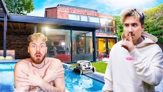 Hide and Seek in JULIEN BAMS Villa!