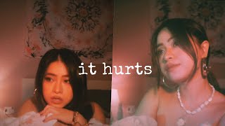It Hurts - 2NE1 | Kim Chi Sun Cover | In My Room #3