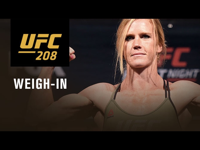 ⁣UFC 208: Official Weigh-in