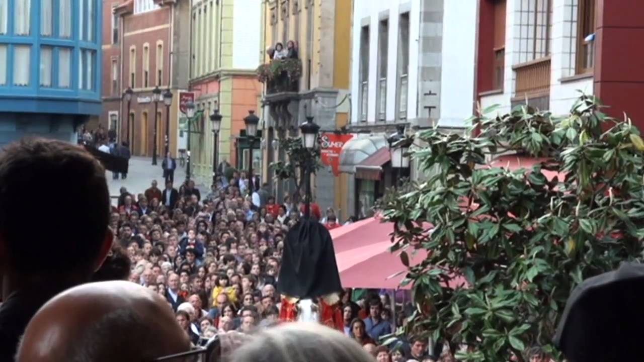 SEMANA SANTA Candás Procesión Virgen del Rosario SÁBADO SANTO