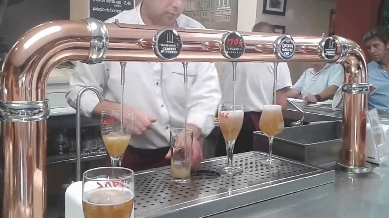 Tirador de CERVEZA de BODEGA Estrella Galicia en Sevilla