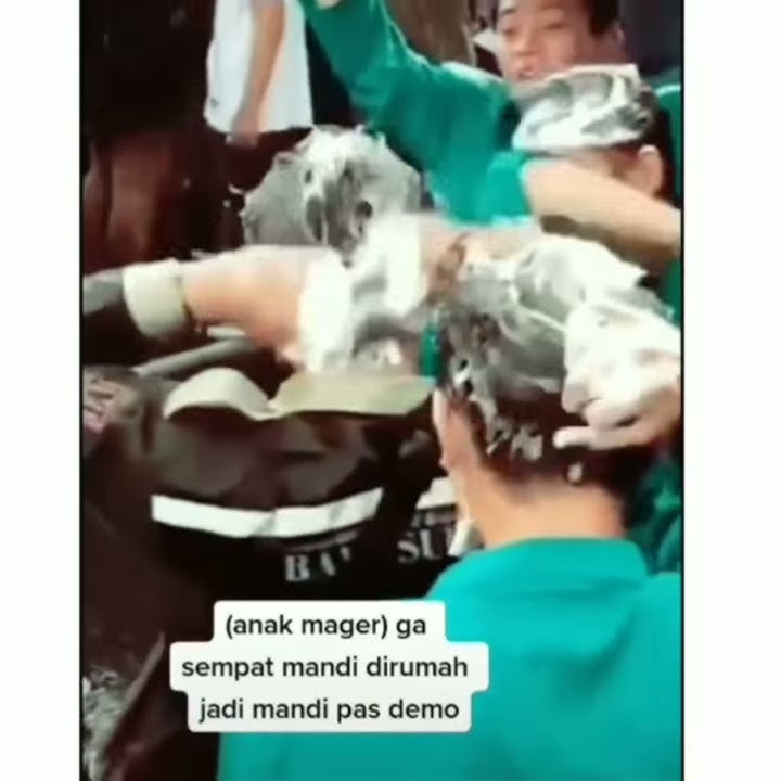 Tipe anak  62 pas demo (story wa tentang Demo RUU omnibus law)