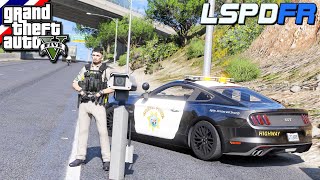 GTA V - LSPDFR มาเป็นตำรวจในเกม GTA V ตำรวจทางหลวง ตรวจจับรถใช้ความเร็วบนทางด่วน #223 screenshot 4