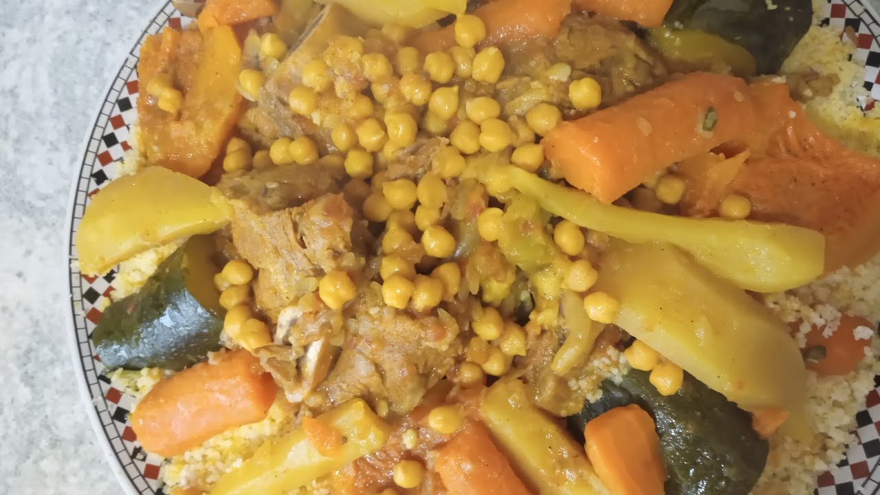 كسكس  البرغل بالطريقة المغربية👌 ساهل في التحضير واللذة  ولا اروع