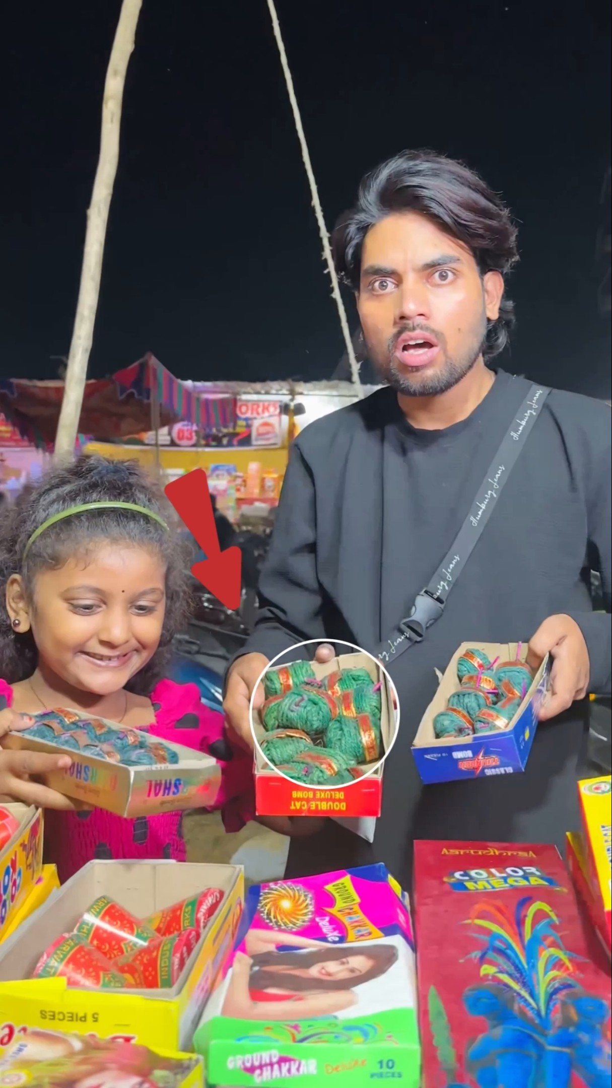 Diwali ? Waitforend ? #hindistories #charanspy #comedy #diwali #trending #shorts #bomb