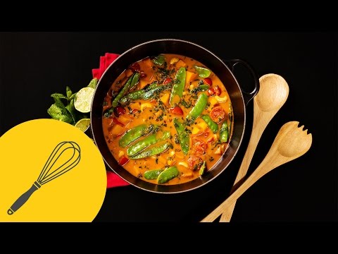 Rotes Thai Curry ist ein sehr beliebtes Gericht aus Thailand. Ich zeige euch mein Rezept, mit dem kö. 