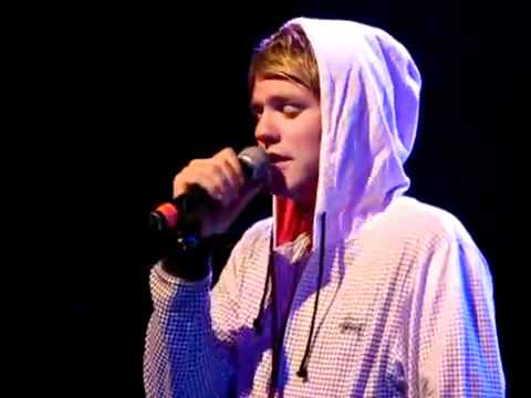 Hoe DEMONEN Vermomd als Mensen Herkennen (Je Leeft met Eén Samen en WEET HET NIET EENS)