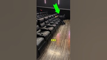 Petugas Kebersihan Bioskop ini Menemukan Sesuatu yang Tak Terduga‼️😱😱