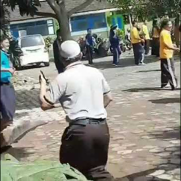 Awek Tangkap Punggung