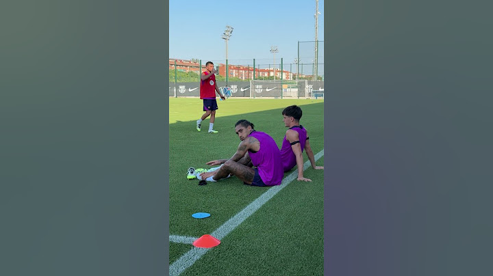 Nobody said it was easy 🥵 #fcbarcelona #football #shorts #raphinha