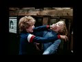Шаляпин Профессор Громов очень любит музыку Отрывок из фильма Приключения Электроника 1979 Шаляпин Профессор Громов очень любит музыку Отрывок из фильма Приключения Электроника 1979
