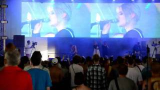 Bloodgroup - My Arms (live) @ Pohoda 2011