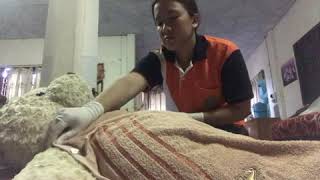 การอาบน้ำผู้ป่วยบนเตียง และการทำความสะอาดอวัยวะสืบพันธุ์ภายนอก