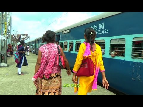 eric paschall Down Lalgola passenger entering Kalinarayanpur Railway Junction