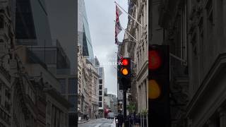 London on a rainy day ☔️🇬🇧 | Londoner #londoner #shortsvideo