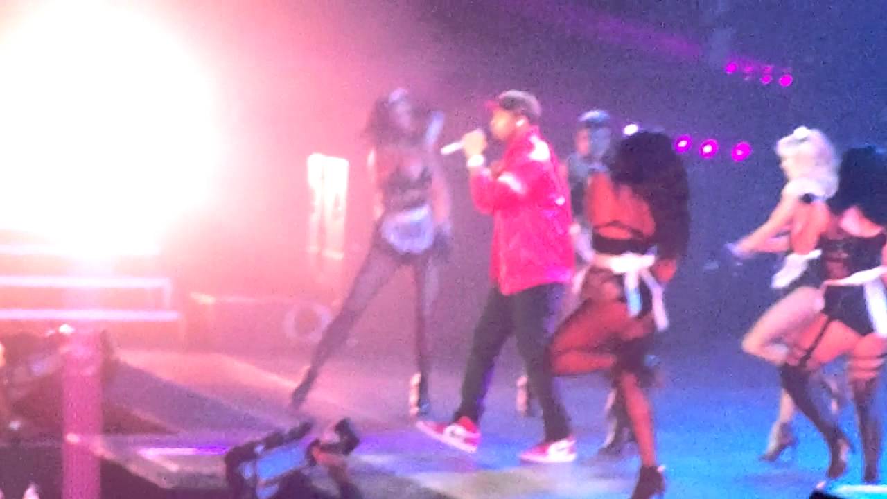 Trey Songz performing 'Cake' at BTS Tour in Chicago YouTube