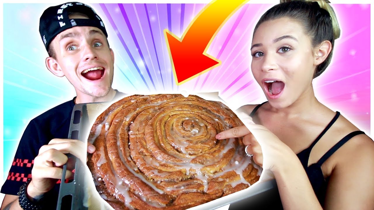 VI LAVER EN KÆMPE KANELSNEGL ft. Eiqu Miller