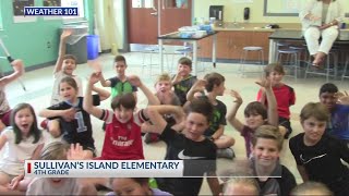 Rob Fowler visits Sullivan's Island Elementary 4th grade for Weather 101