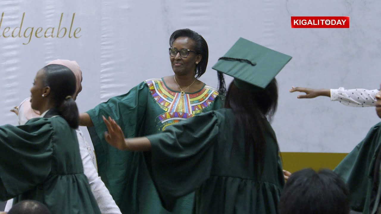 Itorero rya Green Hills Academy ryaserutse gitore mu mbyino gakondo imbere y'ababyeyi
