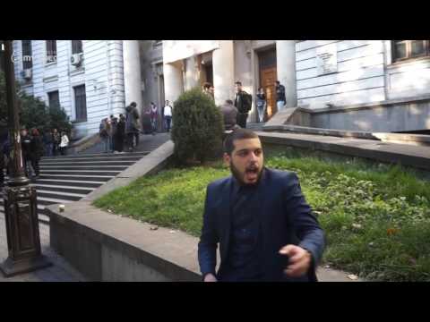 ატომური ბომბის აფეთქებას ჯობია მოსაწევი ააფეთქო ბოთლში