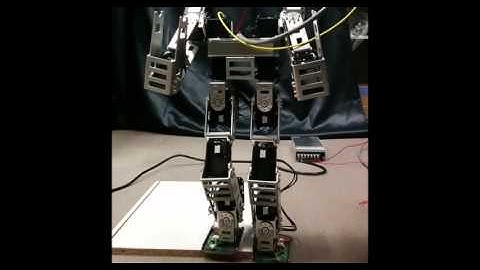 Variable COM height walking with reactive stepping and nonlinear ZMP constraints using NMPC