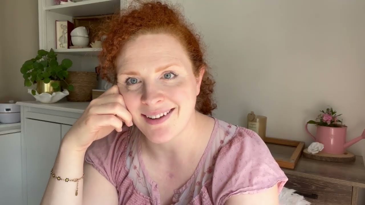 VLOG  - Ménage, blabla et  jeu de piste au cimetière