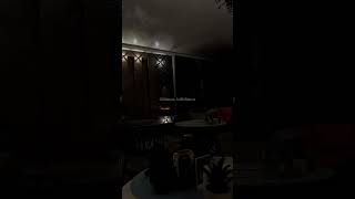 Bir Yandan Yaxın Qonşum Bir Yandan Sevgilimsənn..