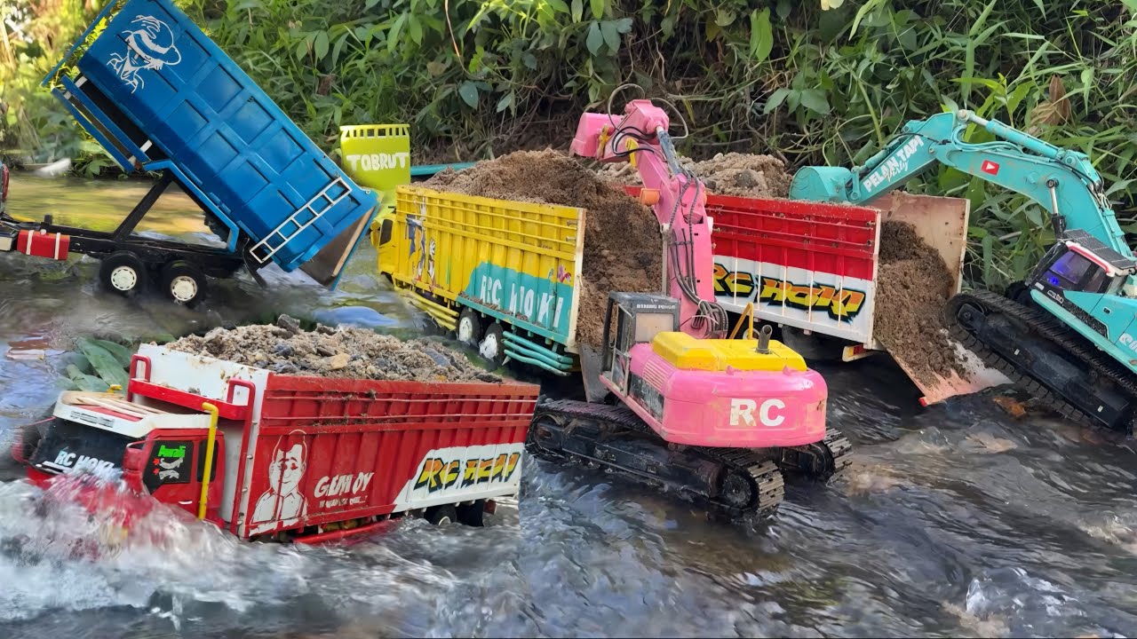 PEROYEK menimbun SUNGAI, JOMPLANG saat BONGKAR muatan karena ARUS CUKUP DERAS