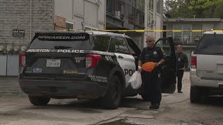 Woman, man stabbed in Spring Branch apartment on Long Point Road
