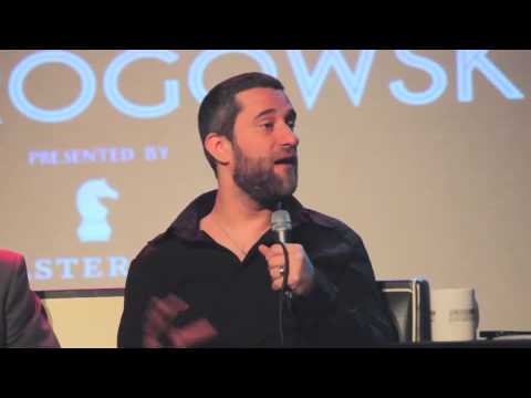 Dustin Diamond reflects on "Good Morning, Miss Bliss" and Screech's first appearance