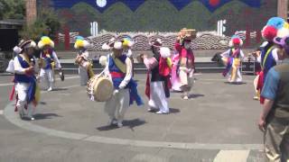 Street Performers in Seoul, Korea