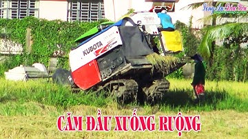 Những tình huống ngóc mỏ cắm đầu xuống ruộng của máy cắt Kubota DC70 PLUS | Rice Harvester, LADY