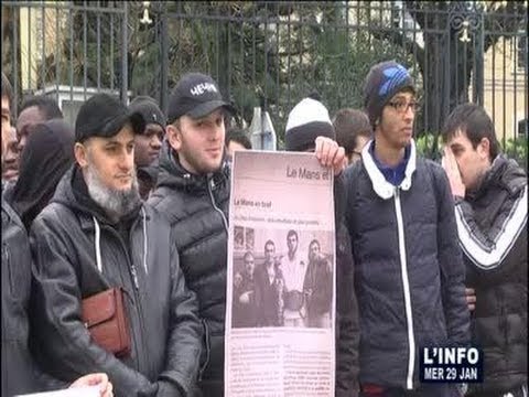 Mobilisation Contre L Expulsion D Ilias Demayev Le Mans Youtube