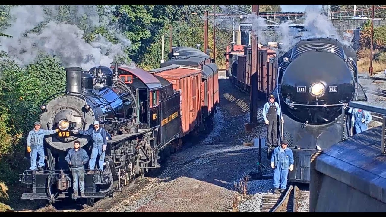 WHAT A STEAM PHOTO-OP!!!  611 & 475 AT PARADISE, PA!