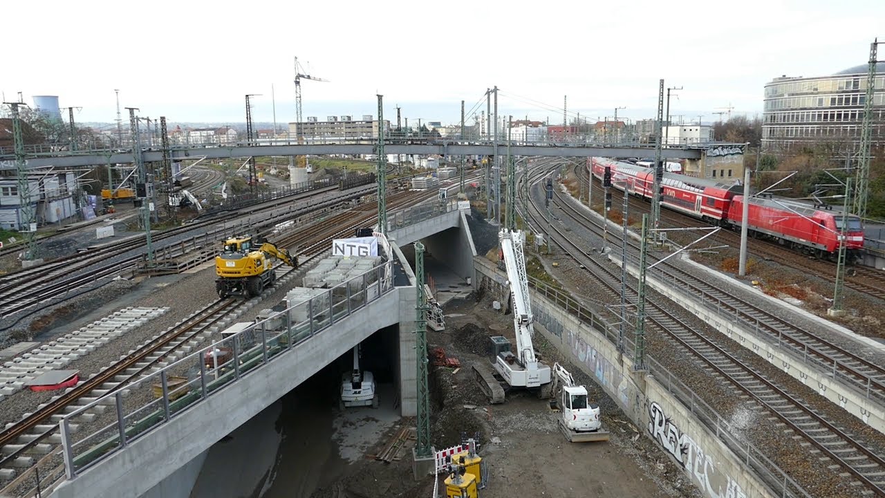 Dresden Hbf: Baustelle Kreuzungsbauwerk - 30. November 2025