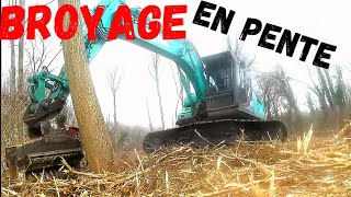 chantier de broyage dans une pente humide !! kobelco sk 180 foresttech em 20