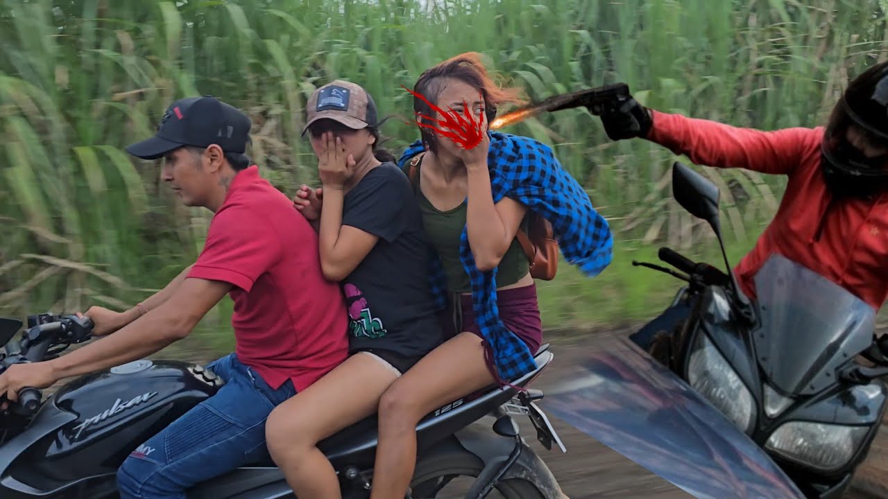 Dios Mio En Pleno Video Ladr0nes Le D1sp4ran A Luci Querian Robarnos La Moto