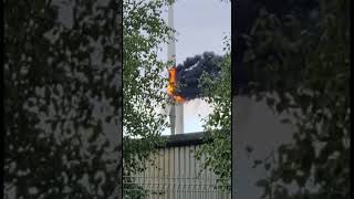 Wind turbine on fire in Hull - live footage of wind turbine which is on fire Clough Road Hull