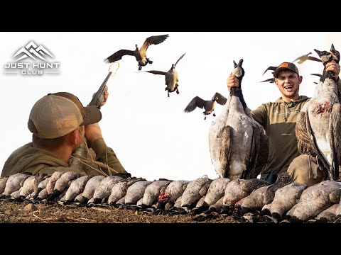 Epic September Goose Hunt in New York - Four Gun Shootout!