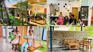 പച്ചപ്പ് കണികണ്ടുണരുന്ന വീട് 🥰| Home Tour | Farheen Malik