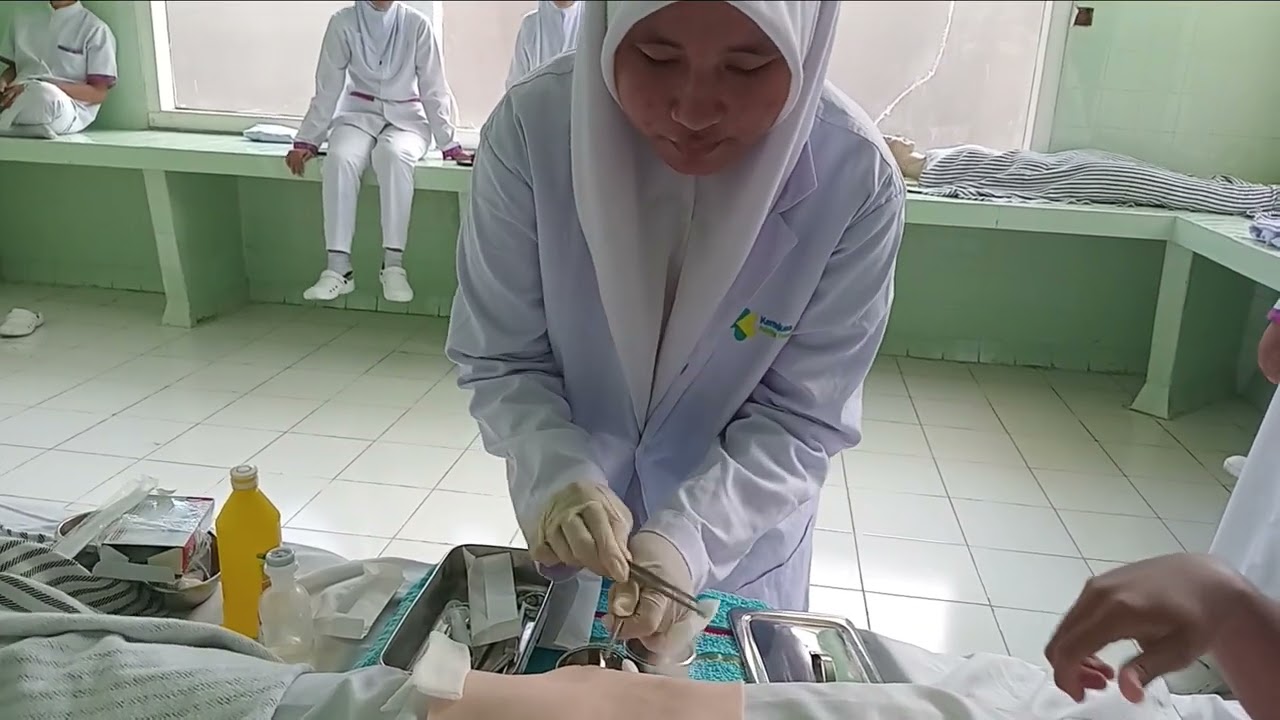 Merawat luka