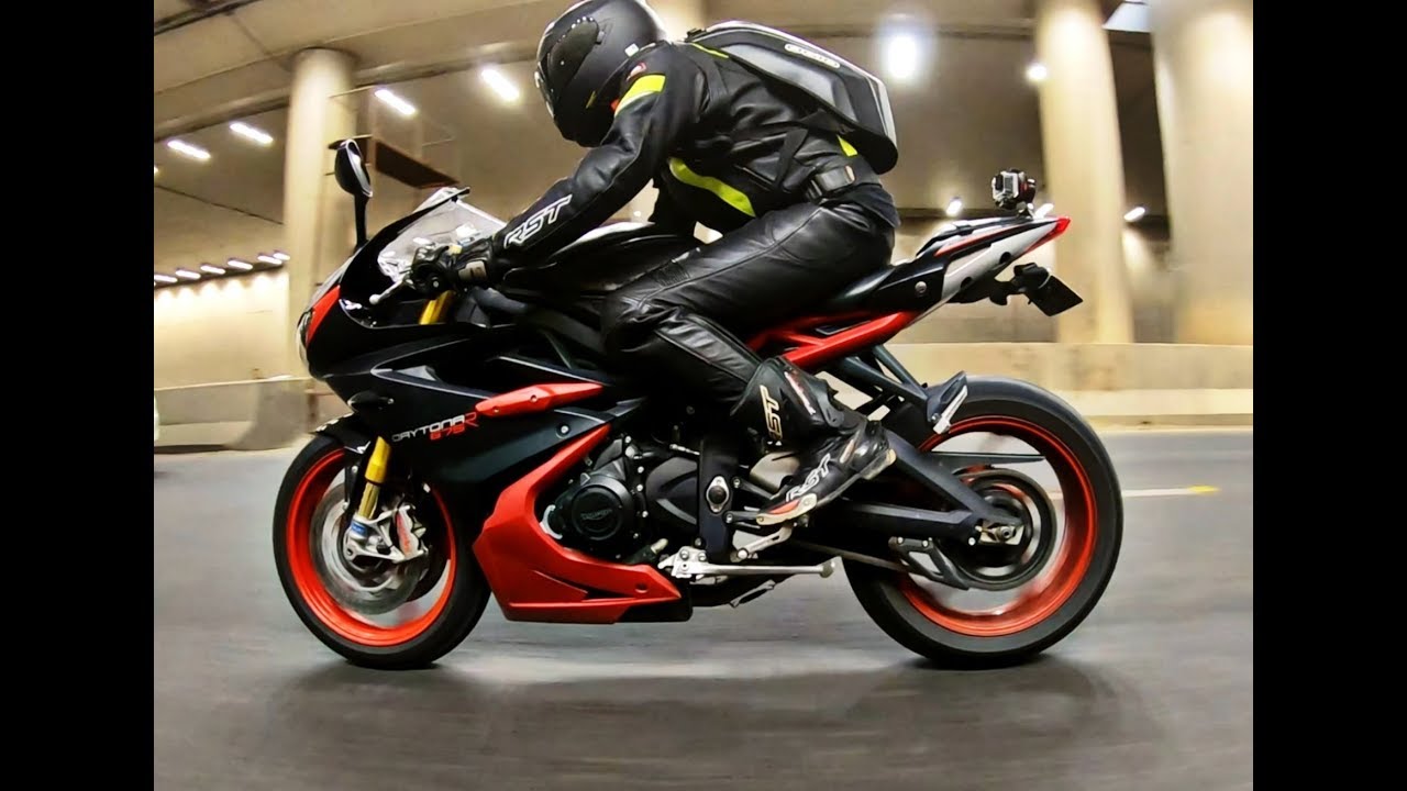 triumph daytona 2019