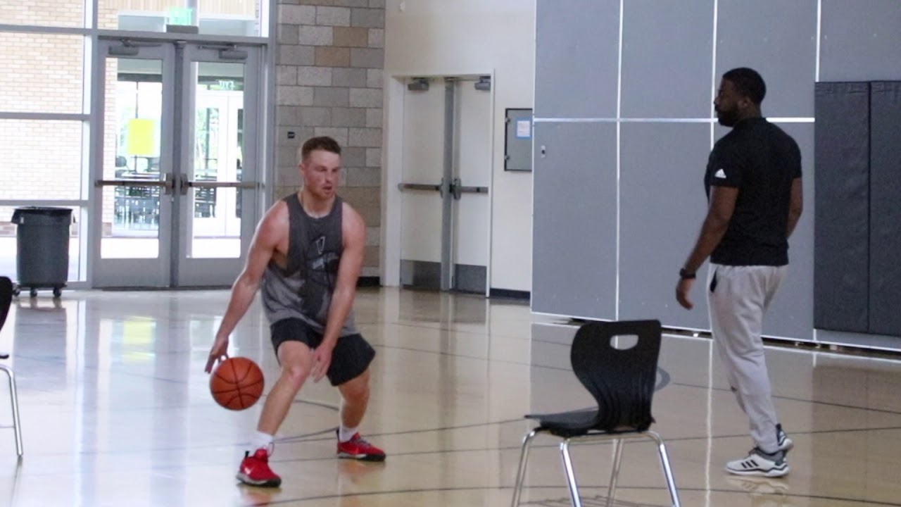 NBA Trainer Nate Bowie takes Former D1 Collin Hunn through a NBA