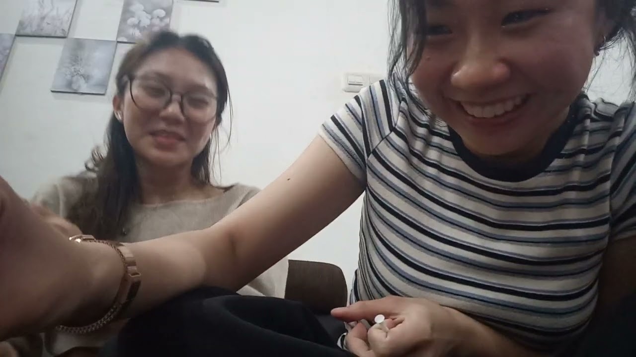 try softlens 4 the 1st time pas natalan ke rumah temen mama